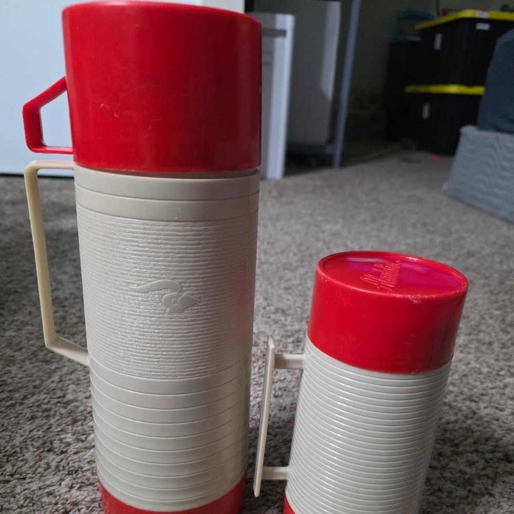 Aladdin‎ Vintage Thermos Set
